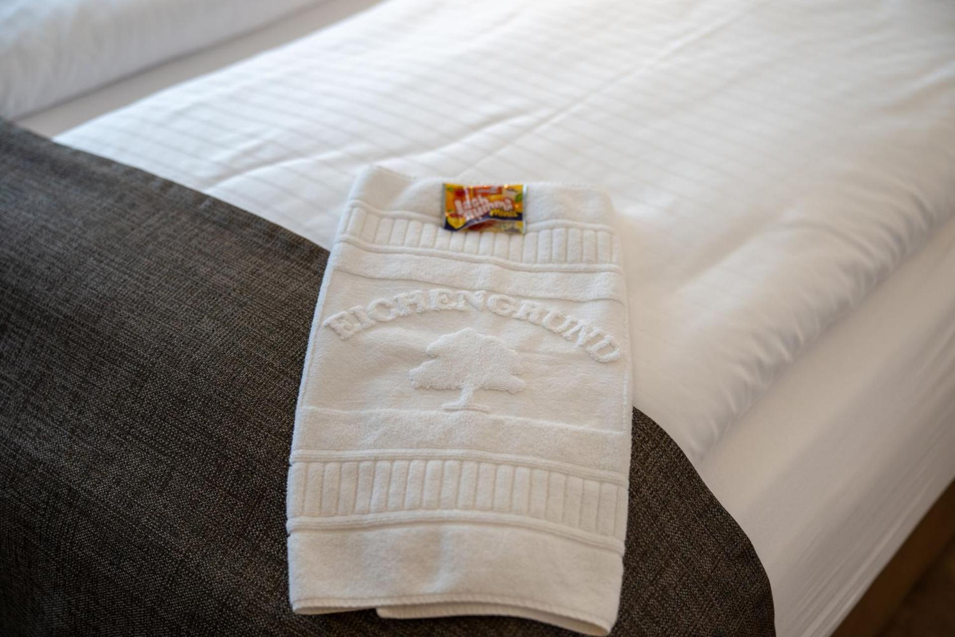 Eichengrund Cochstedt Hotel Hecklingen  Buitenkant foto